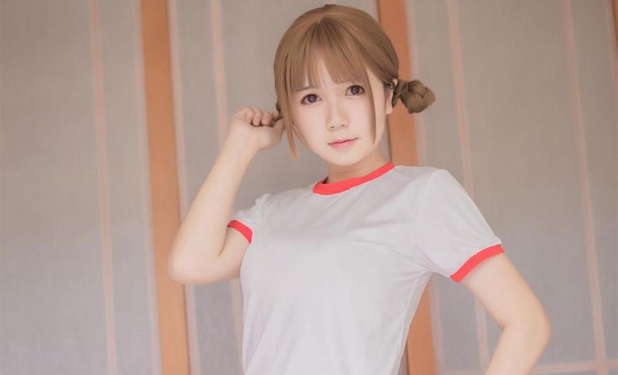 用泳装穿越yoko宅夏妹汤物语，重温经典作品。
