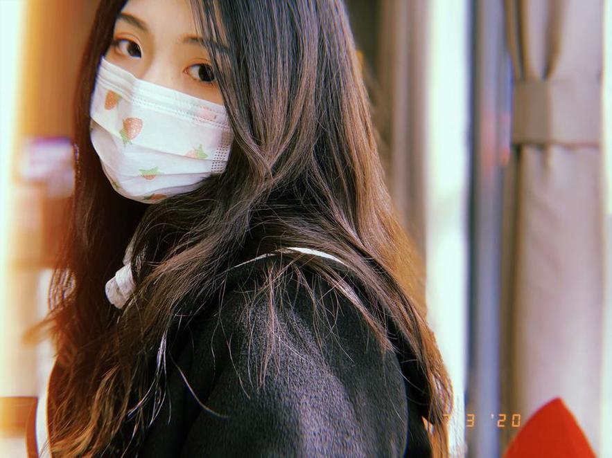 一米八的大梨子龙王照片，呈现出完美的视觉盛宴
