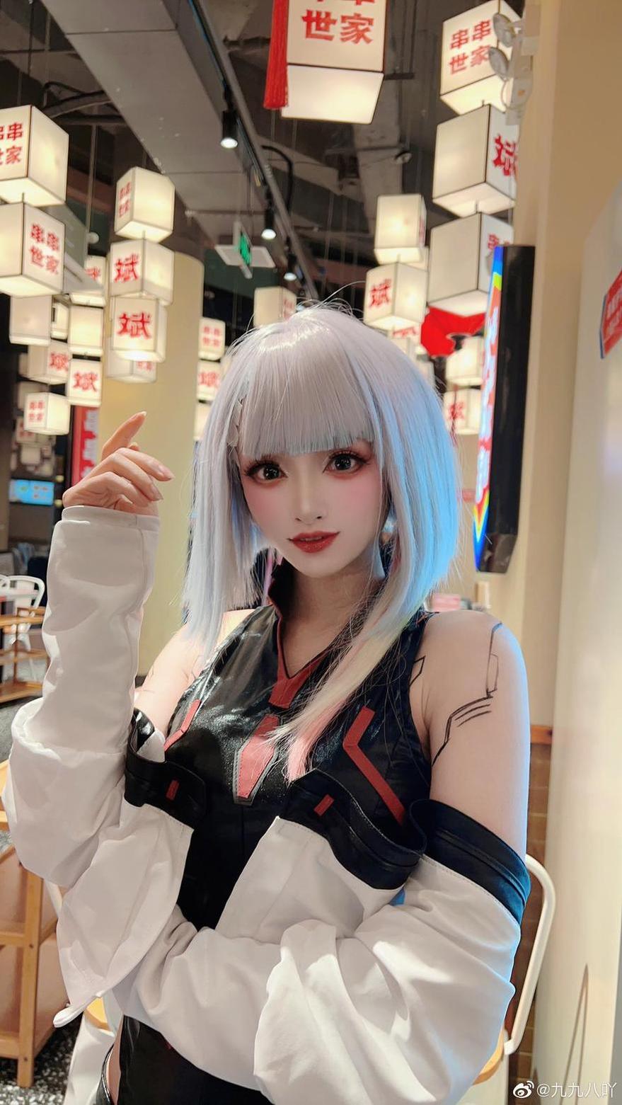 十足创意，九九八xy的微博分享最新的cos图片大合集