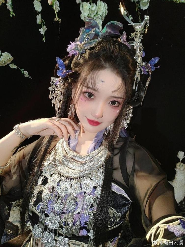 云溪溪cos免费，完美复刻经典作品