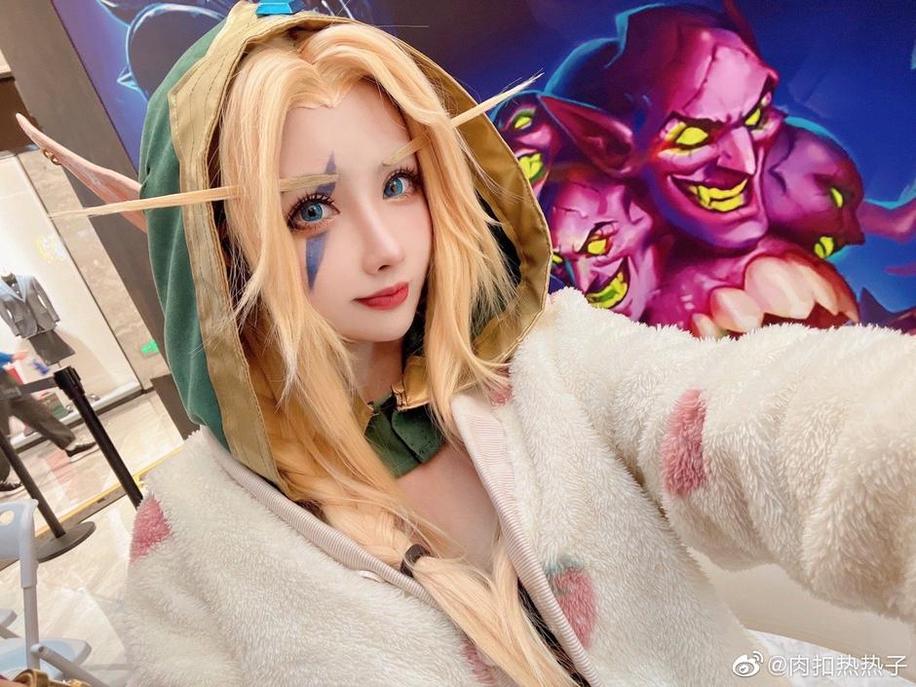 凉凉子采集室：一次性获取coser的近期图包