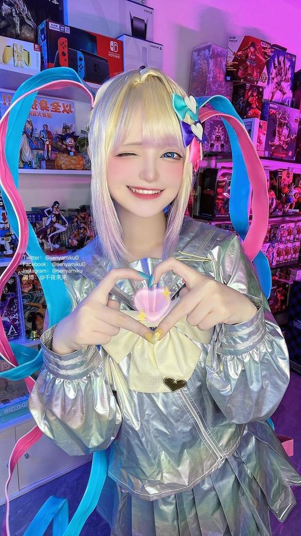 这一身千夜未来柴郡cos，让我在照片中化身未来超美少女