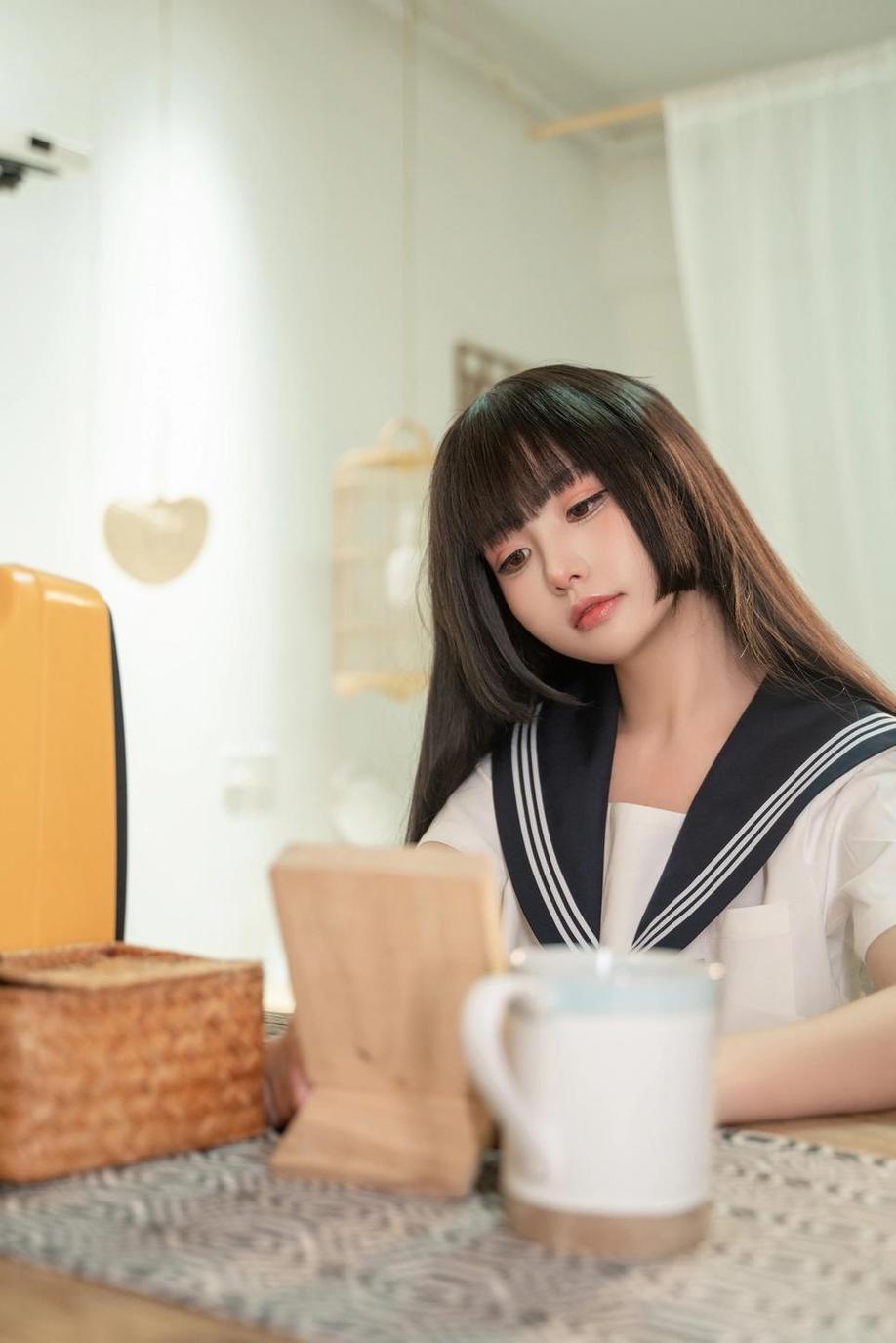 喵小吉在哪个app看黑呆原图欣赏：猫咪的世界，任我翻