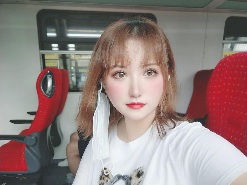 匠心独运！夏鸽鸽不想起床浴室背景下的摄影原图超越了你的想象