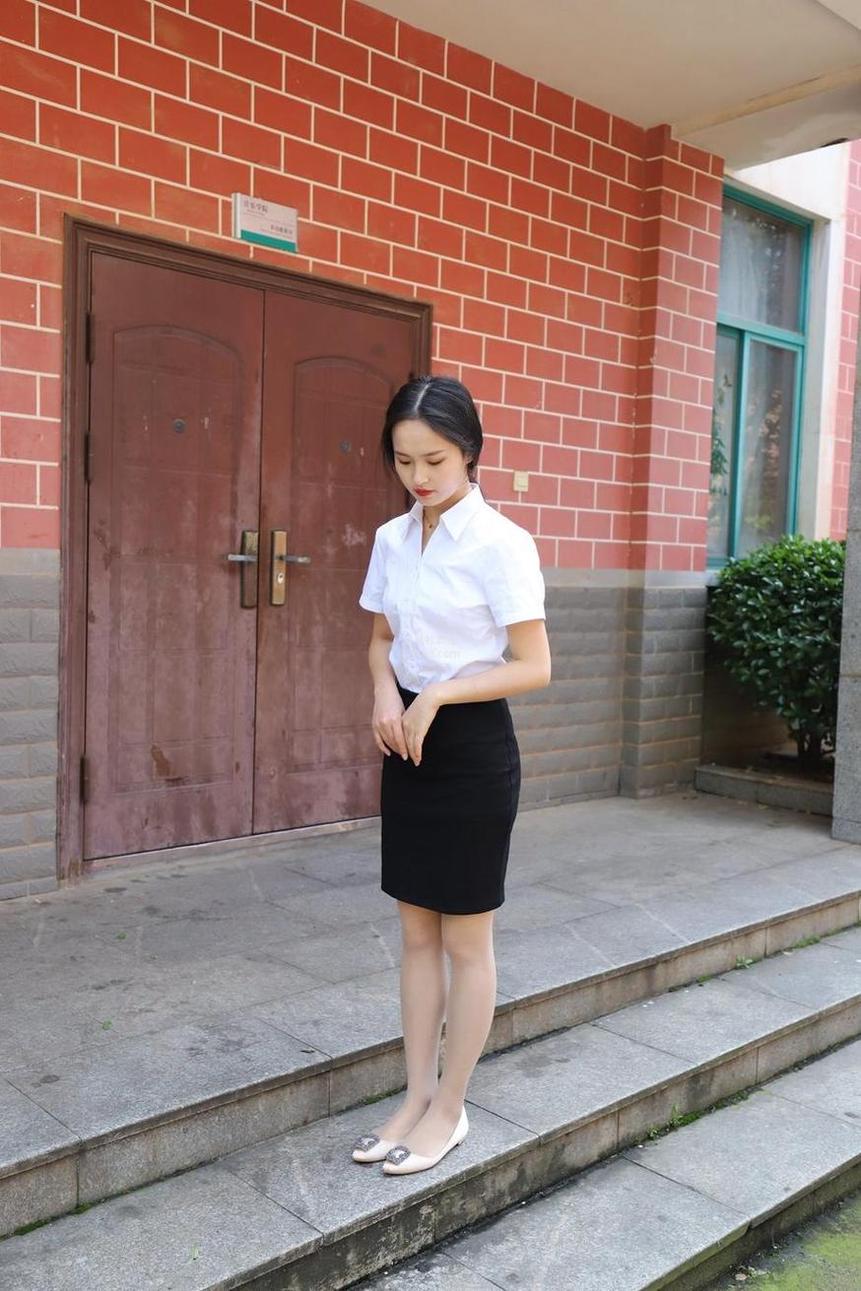 大西瓜爱牙膏教室资源，无删原图摄影赏析，完美呈现。