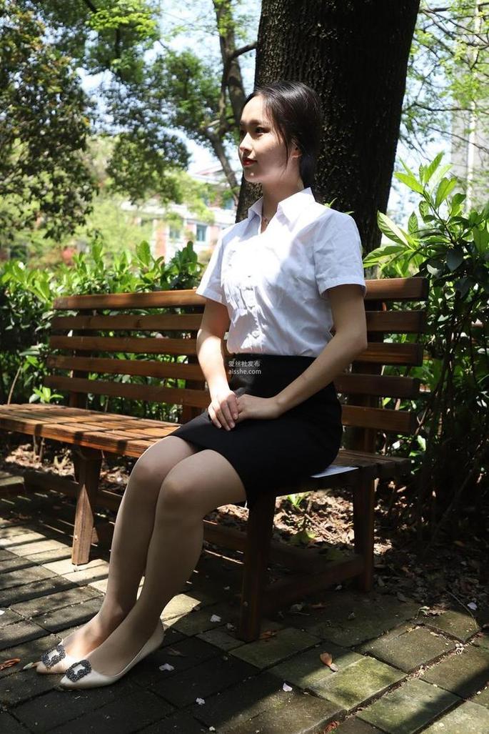 一份难以置信的原图与现实之间的cos的贵师大系列大西瓜爱牙膏