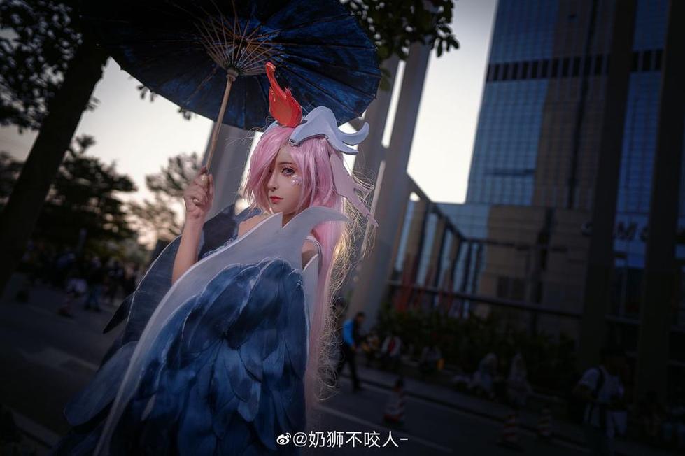 这张奶狮不咬人女仆的图片真是太令人着迷了
