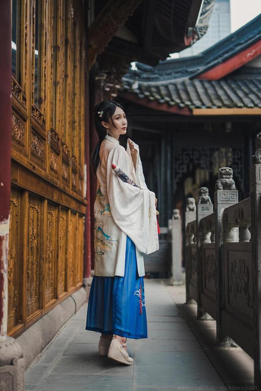 如月灰图包：高清图像带来超美感受