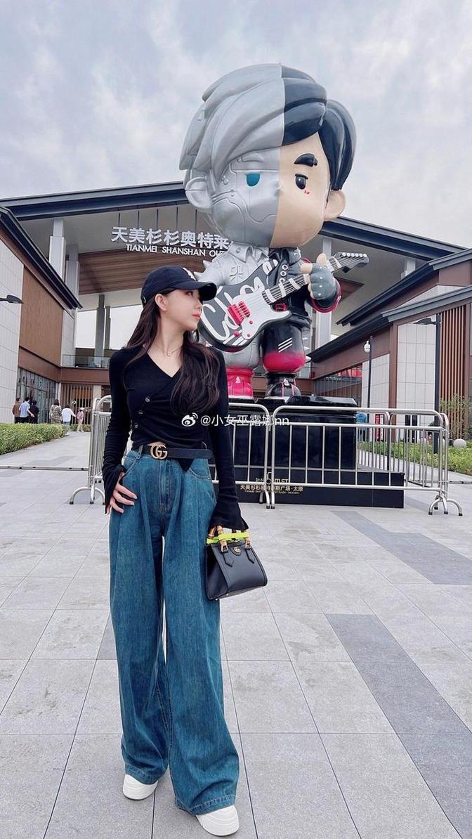 小女巫露娜惊艳cosplay图片分享
