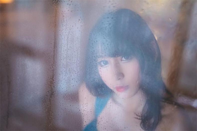 花花仙子小酥酱：cos界的代表，她的作品总是让人惊艳。