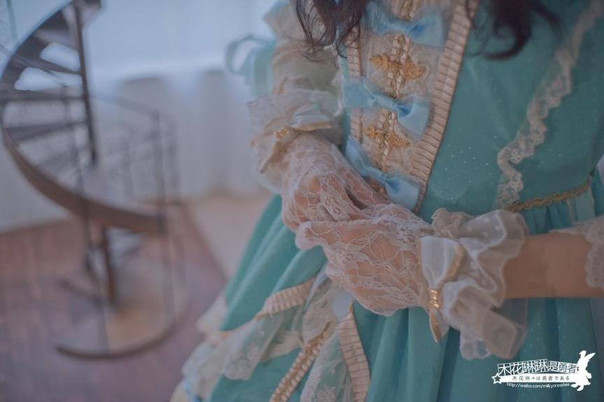 木花琳琳是勇者汉服新作品，让你见到最美的古风魅力。