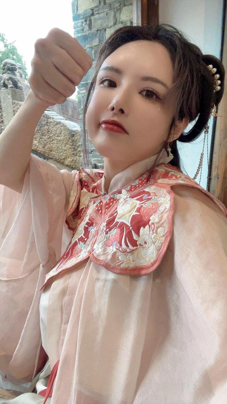 定制图包无删版-秋和柯基夏小秋秋秋-黑敦煌