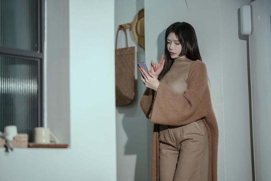一组秋和柯基暗黑修女cos精选，给你看看