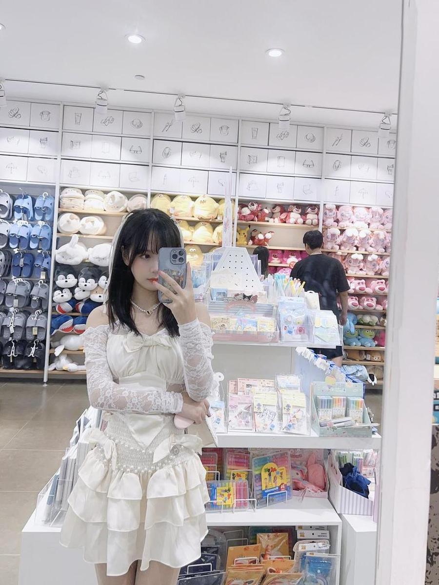 魅惑双眸，萌芽儿o0全套百度云美图原图分享