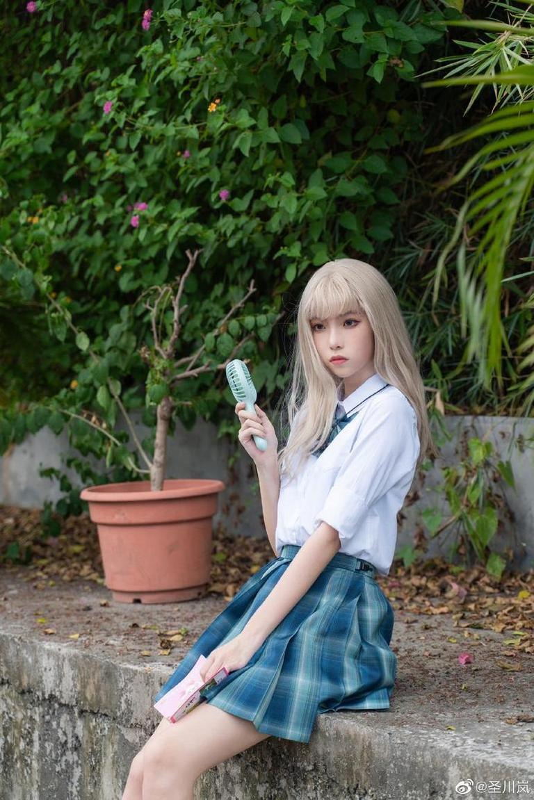 许岚lan资源在线看，原图大放送