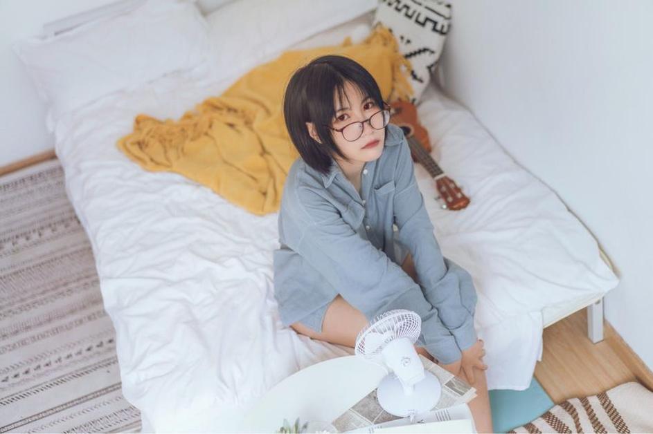 逐月su百度网盘，美到让人窒息的照片套